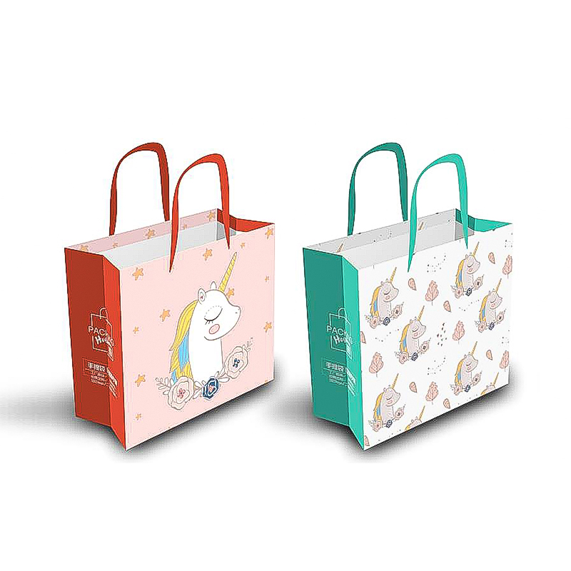 Sac papier cadeau licorne